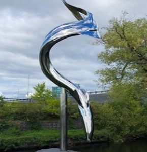 Photo of eel sculpture in Ottawa